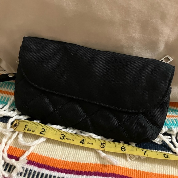 Travelon anti theft Crossbody bag - Picture 7 of 9